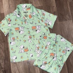NWOT Toddler 4T Peanuts Easter Pajama